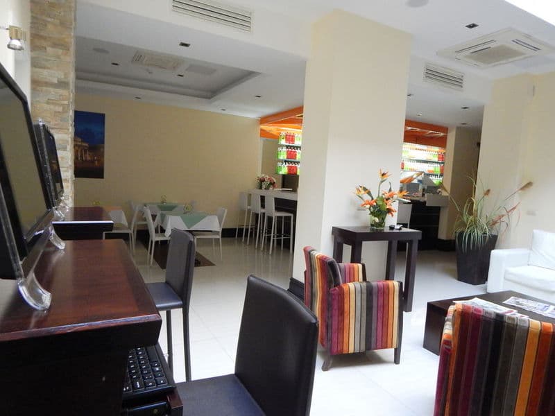 Puerto Mercado Hotel 4