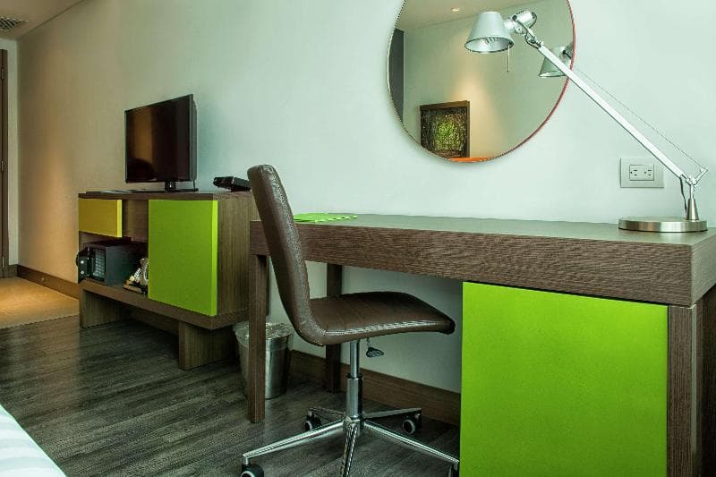 Hampton By Hilton Cali 4