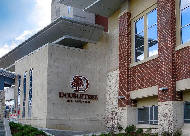 DoubleTree by Hilton Hotel Lawrenceburg 2