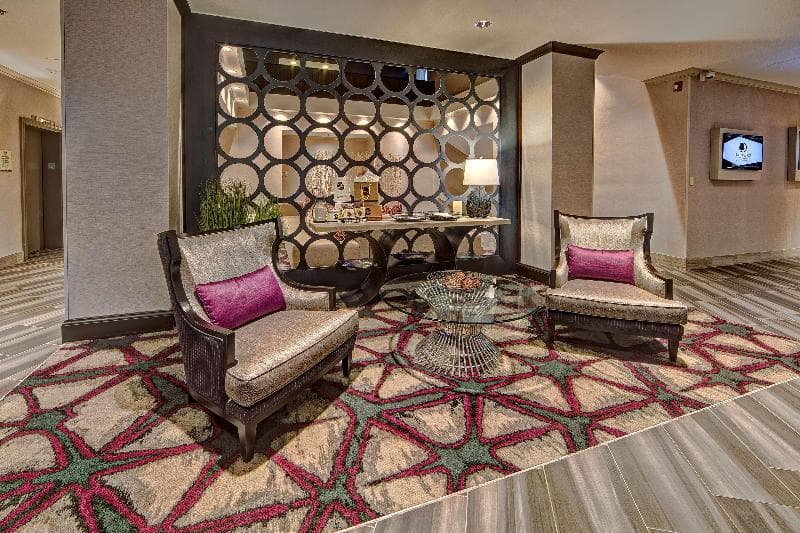 DoubleTree by Hilton Hotel Decatur Riverfront 4