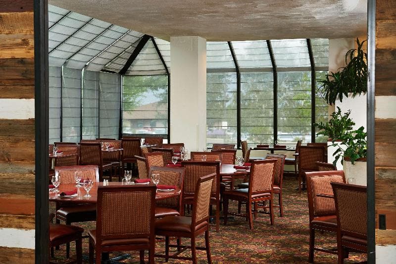 DoubleTree by Hilton Hotel Flagstaff 4