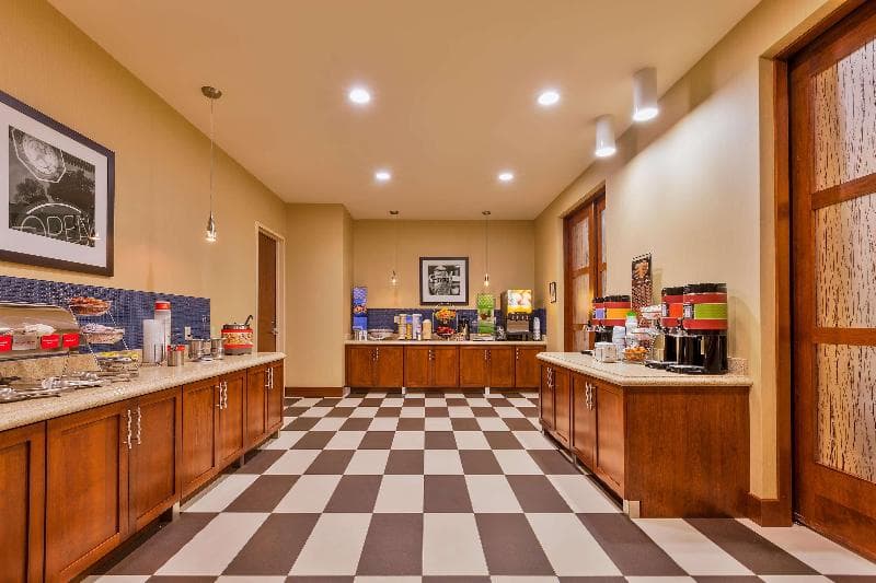 Hampton Inn & Suites Downtown Owensboro/Waterfront 3