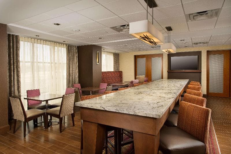 Hampton Inn Temple 5