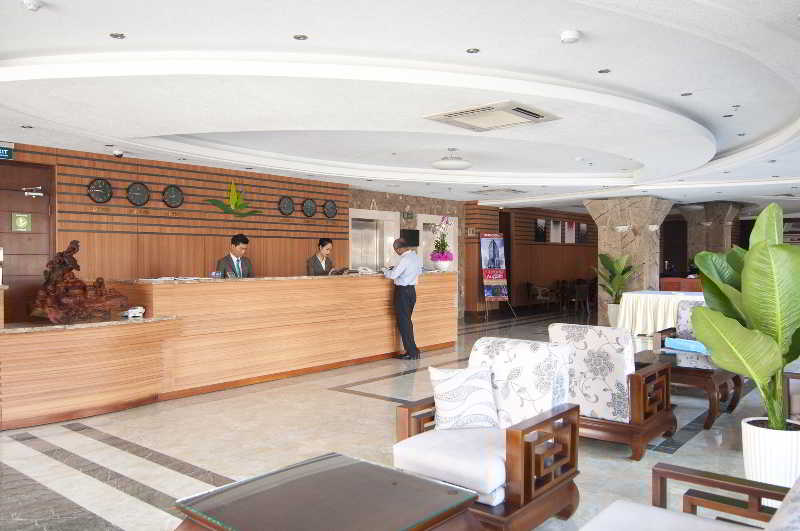 Happy Life Hotel 5