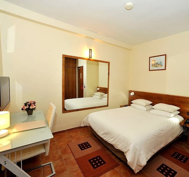 Casablanca Suites & Spa 4