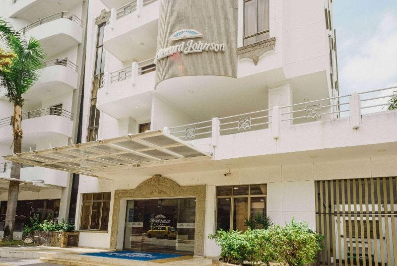 Howard Johnson By Wyndham Barranquilla Versalles 2