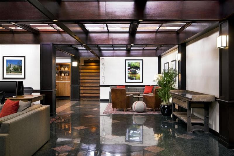 Four Points By Sheraton Richmond Airport 3