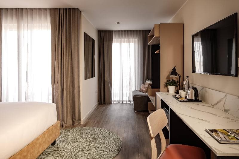 Strand Suites 5