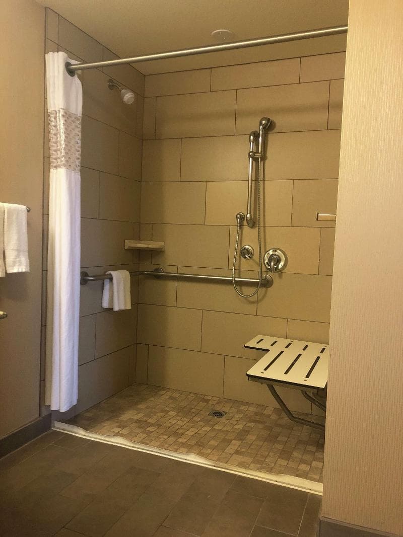 Hampton Inn & Suites Salinas 5