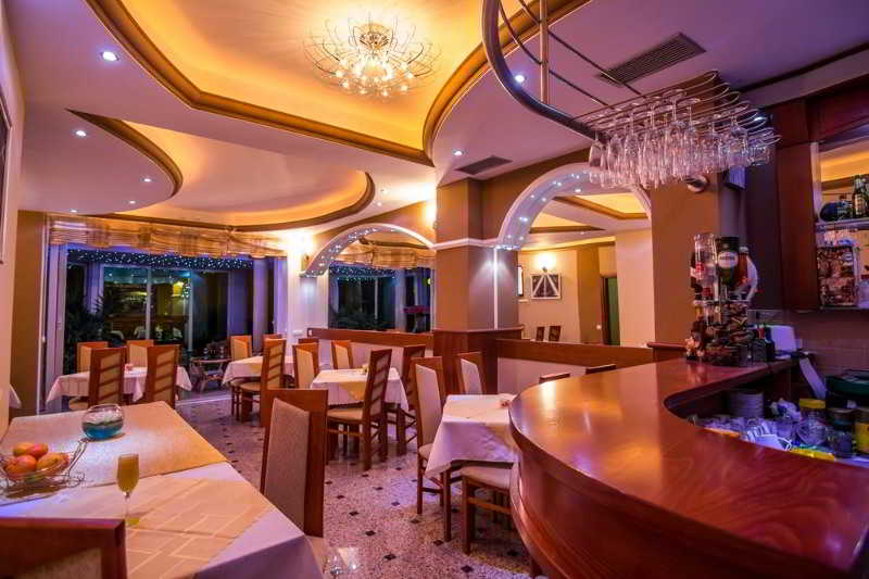 Villa Maki 5