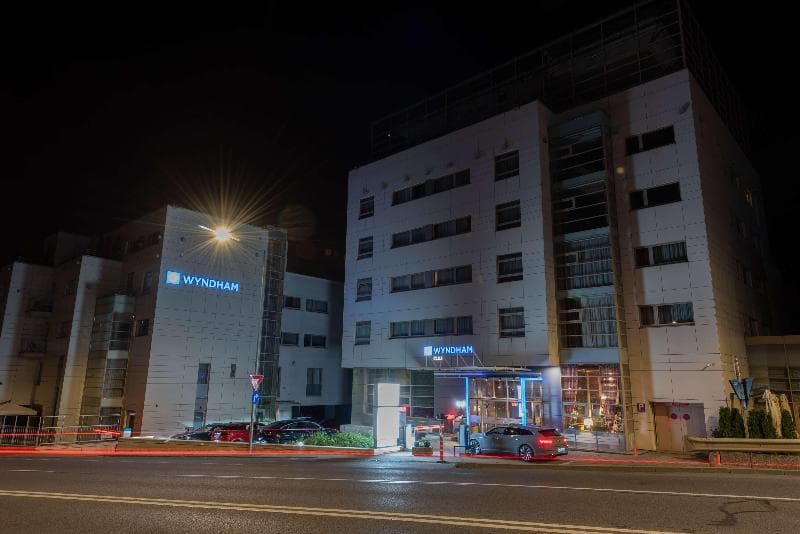 Ramada By Wyndham Cluj 2