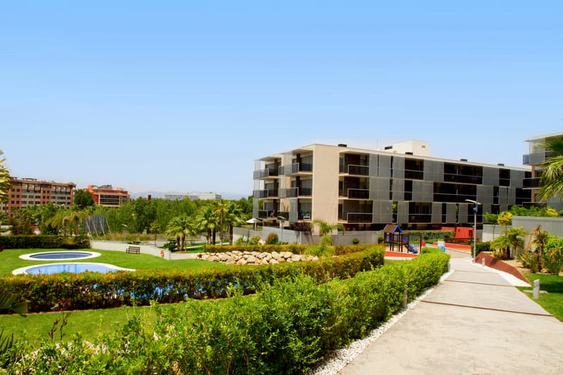 Rentalmar Families Paradise Village 3