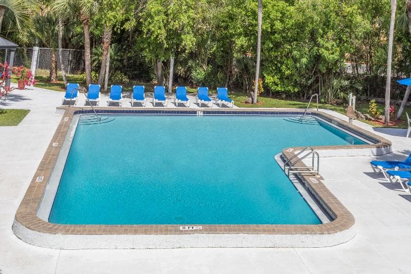 Travelodge By Wyndham Lakeland 5