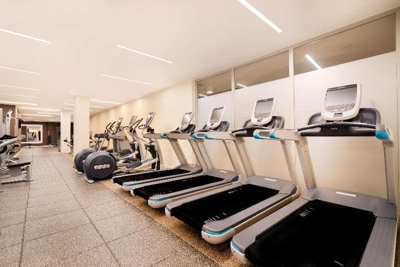 Doubletree By Hilton Krakow Hotel And Convention Center photo 1