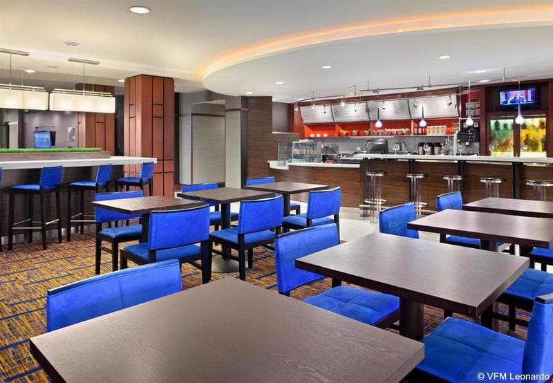 Courtyard By Marriott Columbia 3