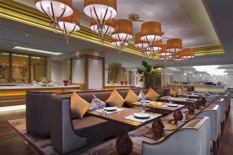 Sheraton Grand Wuhan Hankou Hotel 3
