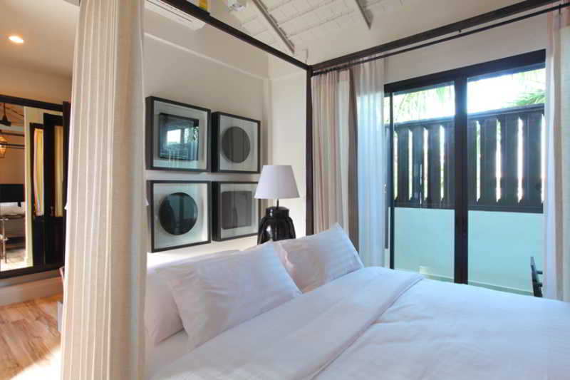 99 The Gallery Hotel 4