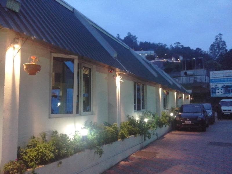 Benzz Park Kodai main