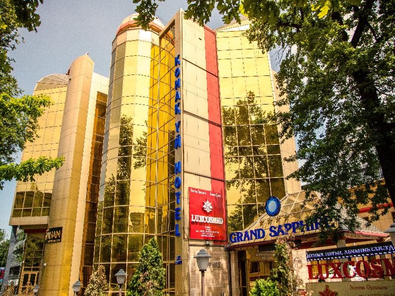 Grand  Sapphire 1