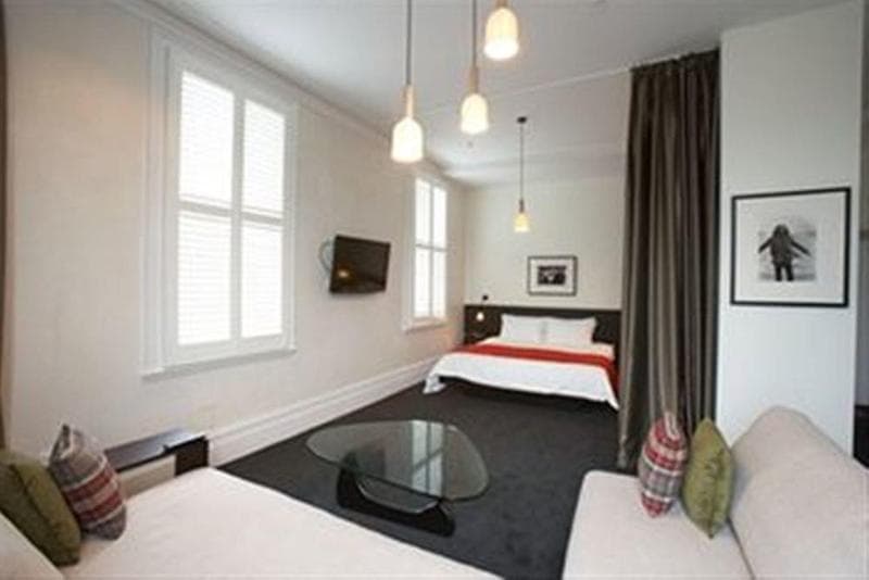 Middle Park Hotel photo 1