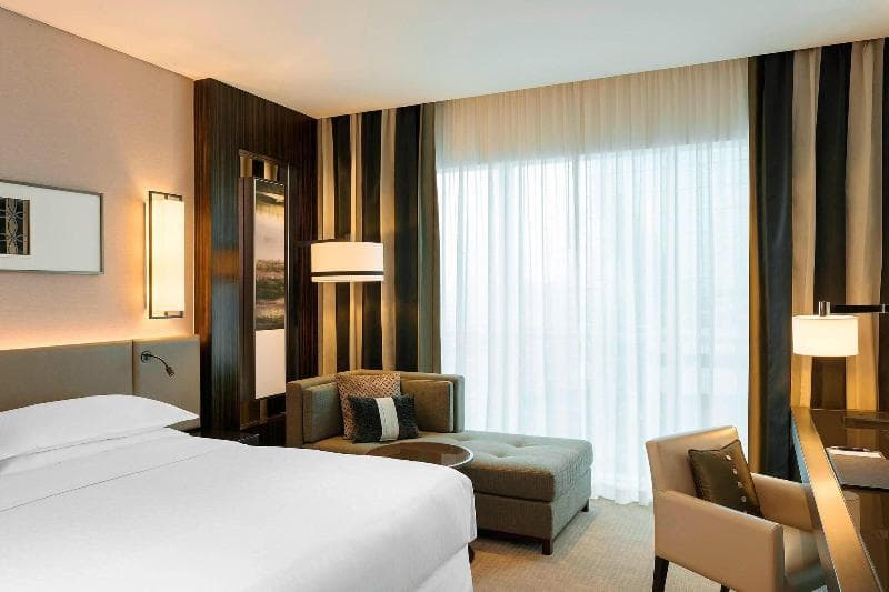 Sheraton Grand Hotel, Dubai 5