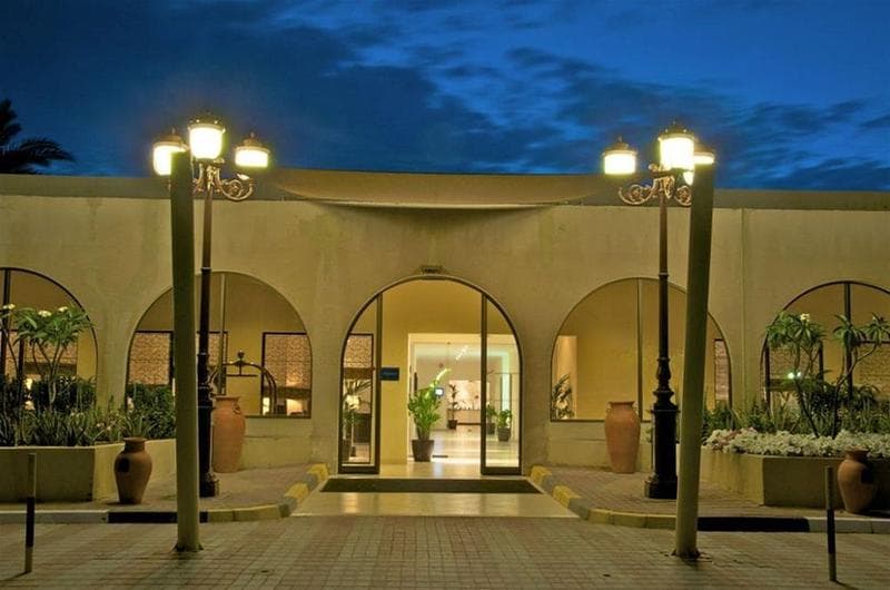 Dhafra Beach Hotel 5
