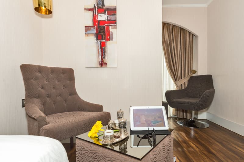 Darkmen Hotel 4