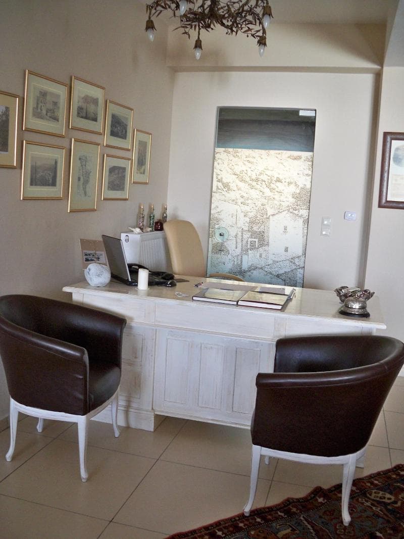 Porto Mani Suites 5