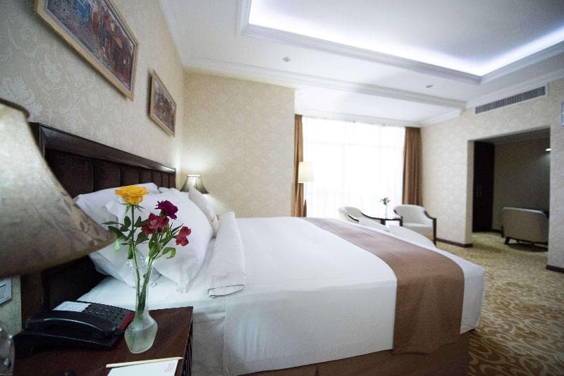 Capital Hotel & Spa 3