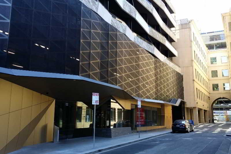 Aura On Flinders Serviced Apartments 4
