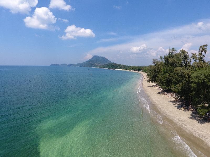 Koh Jum Beach Villas 2