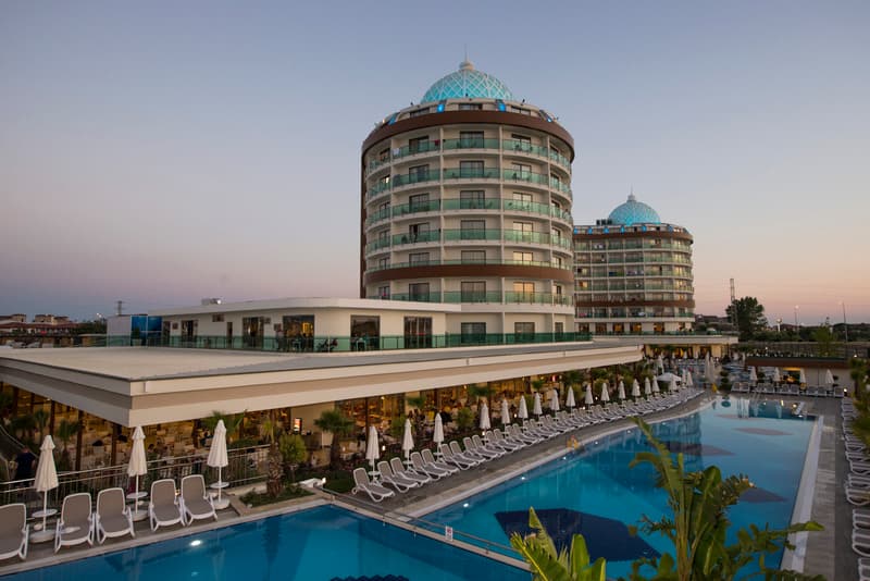 Dream World Aqua Hotel main