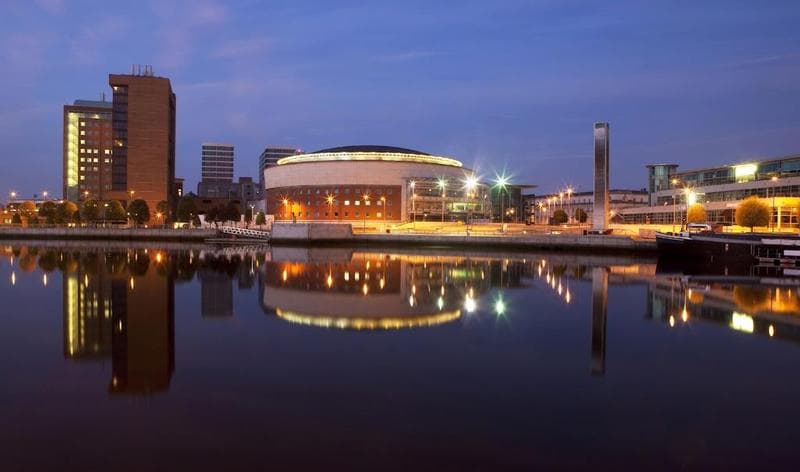 Dream Apartments Obel Tower Belfast 3