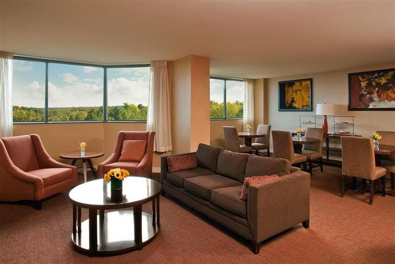 Four Points By Sheraton Richmond photo 1