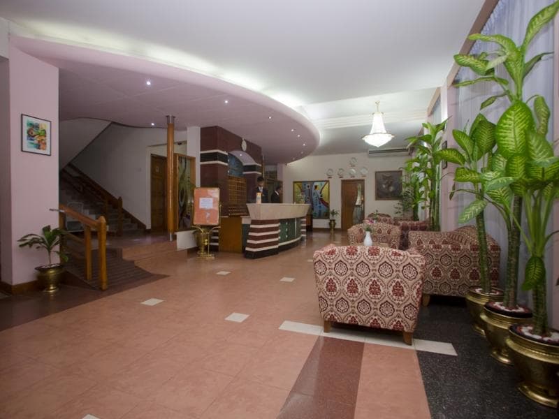 Hotel Lake Castle 2
