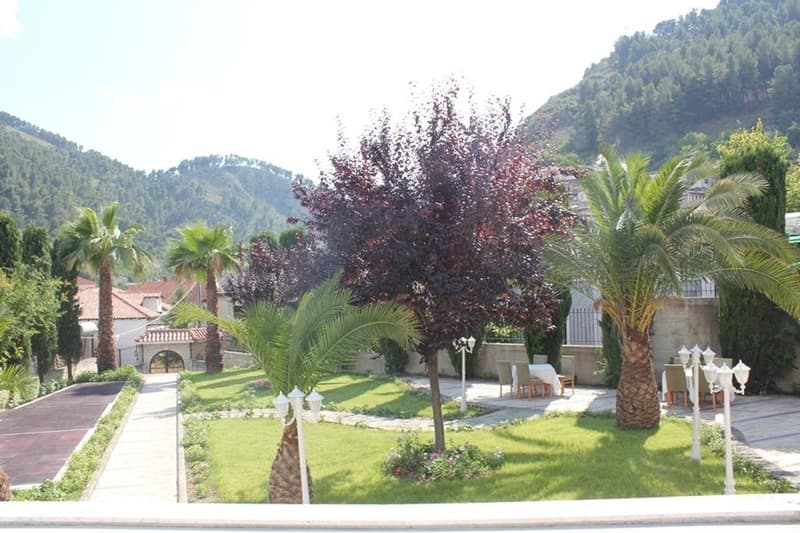 Rezidenca Desaret 2