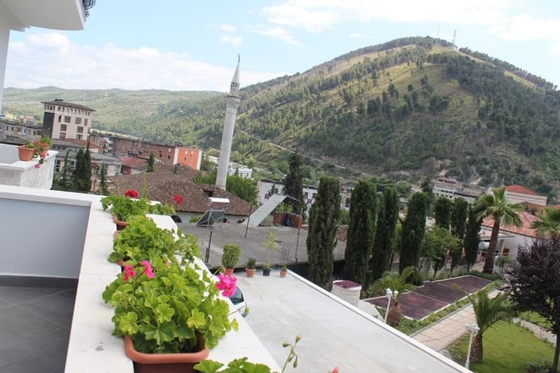 Rezidenca Desaret 5