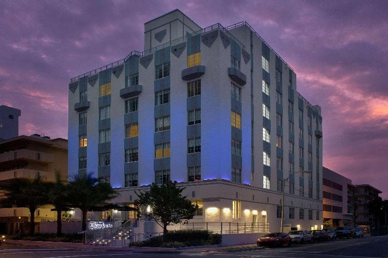 Hilton Garden Inn Miami South Beach 2