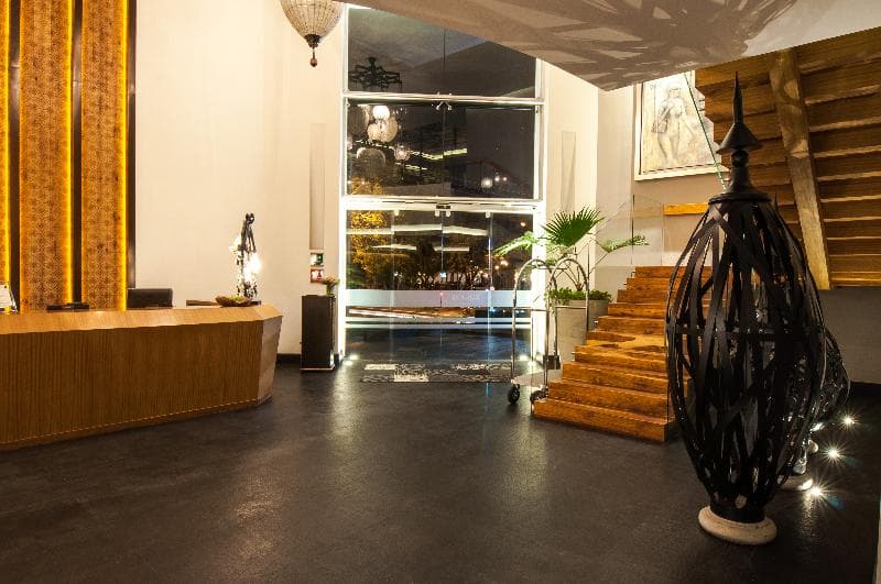 Square Small Luxury Hotel 5
