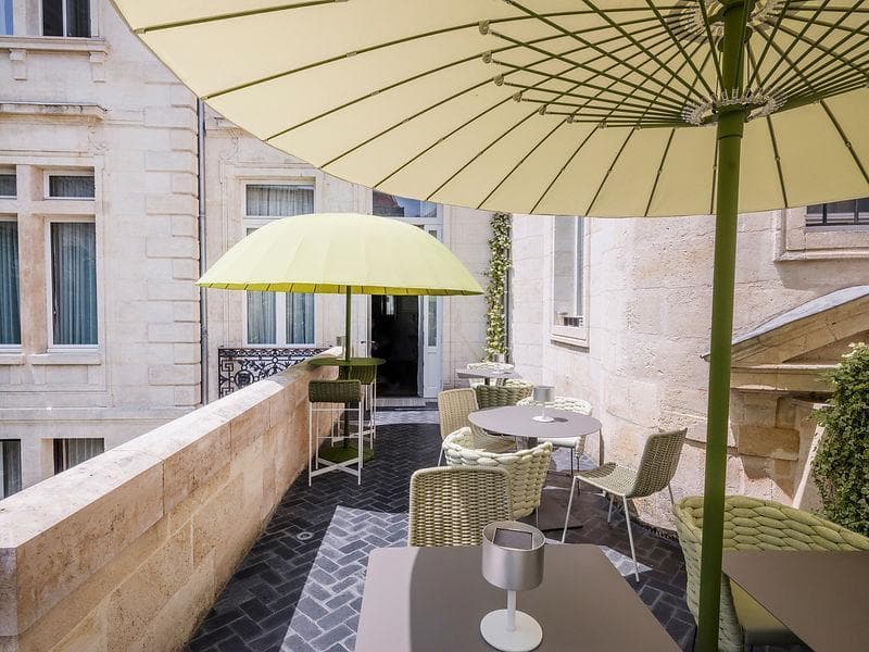 Yndo Hotel 4
