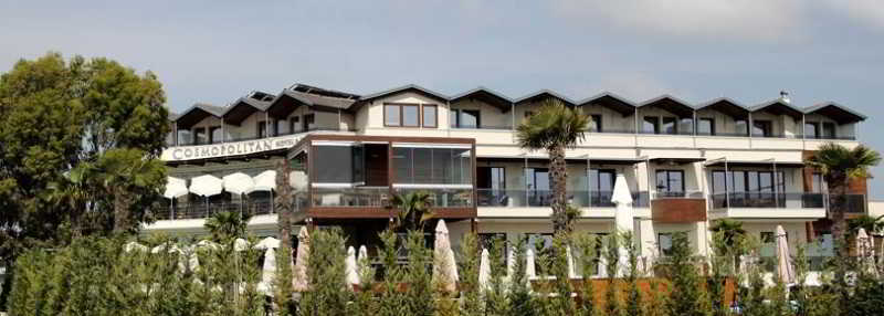 Cosmopolitan Hotel & Spa 3