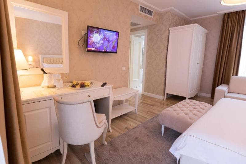 Palace Hotel And Spa 2