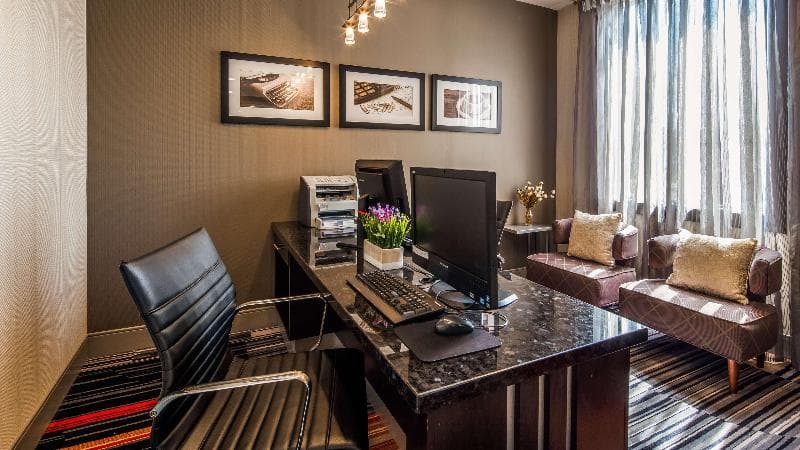 Waterloo Suites Hotel, Trademark Collection by Wyndham main