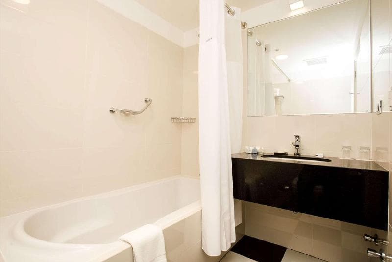 Wyndham Costa del Sol Lima City 4