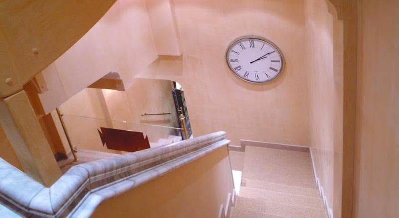 Colosseo Studio Suites 3