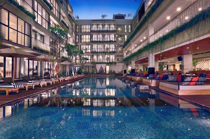 Hotel Neo+ Kuta Legian photo 1