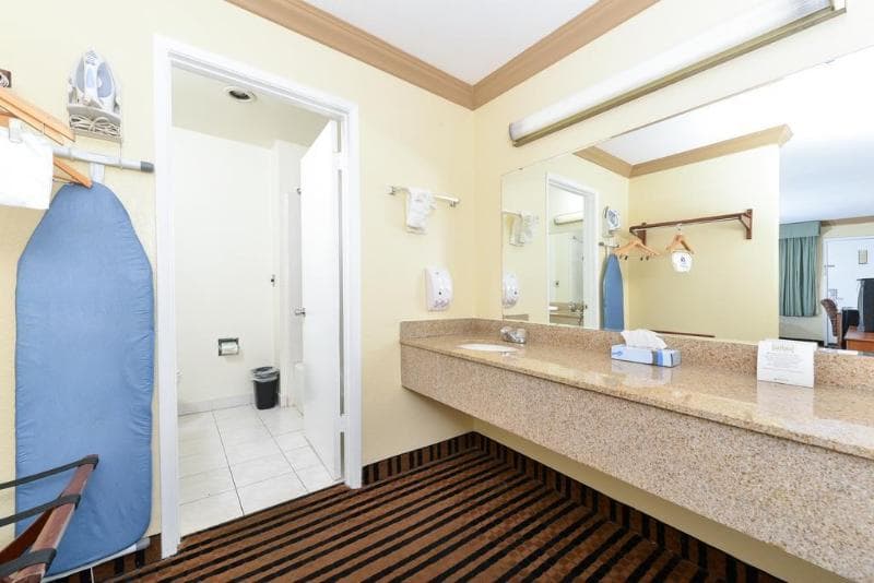 Americas Best Value Inn Vacaville Napa Valley 4