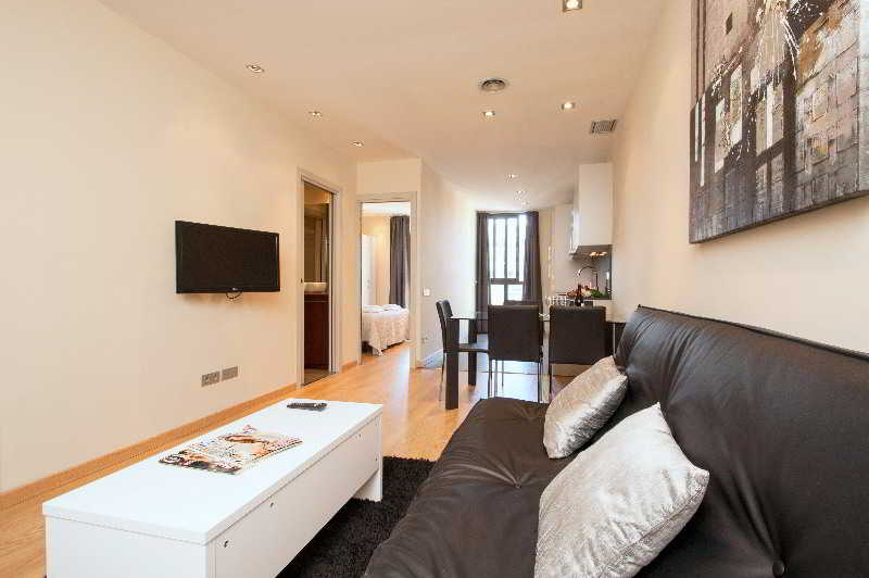 Plaza Espana Apartments photo 1