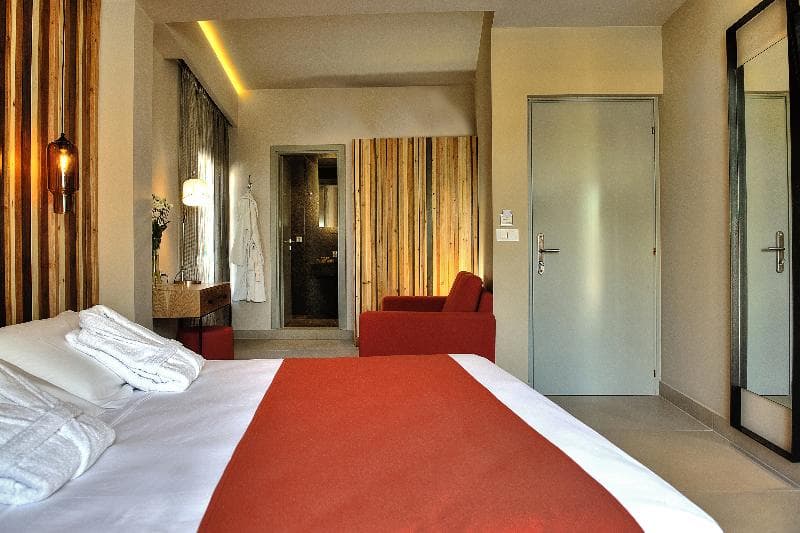 Elia Bettolo Hotel 5