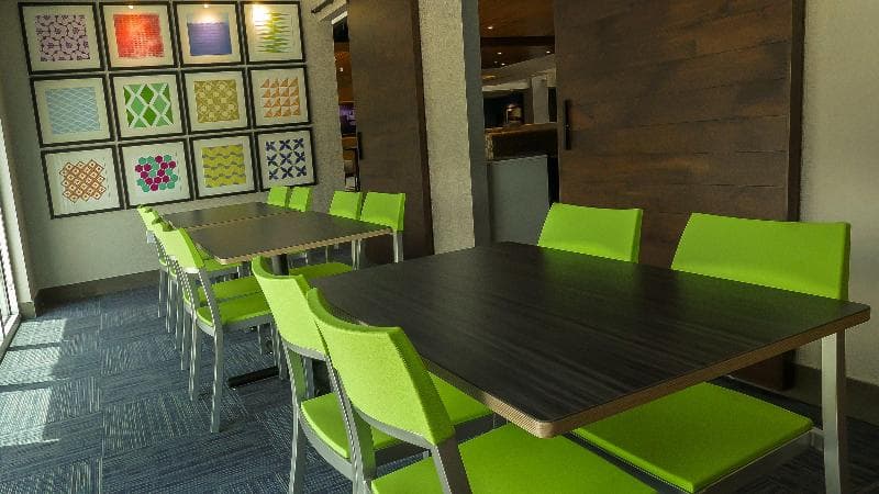 Holiday Inn Express & Suites Miami Airport East 1